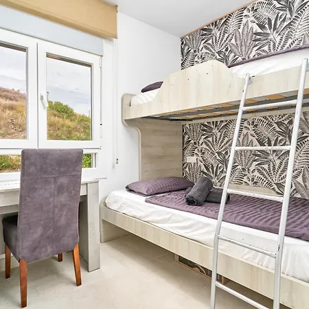 Mejor Clima Europa Apartment *